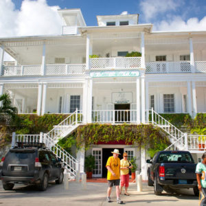 great blue hole tour from belize city